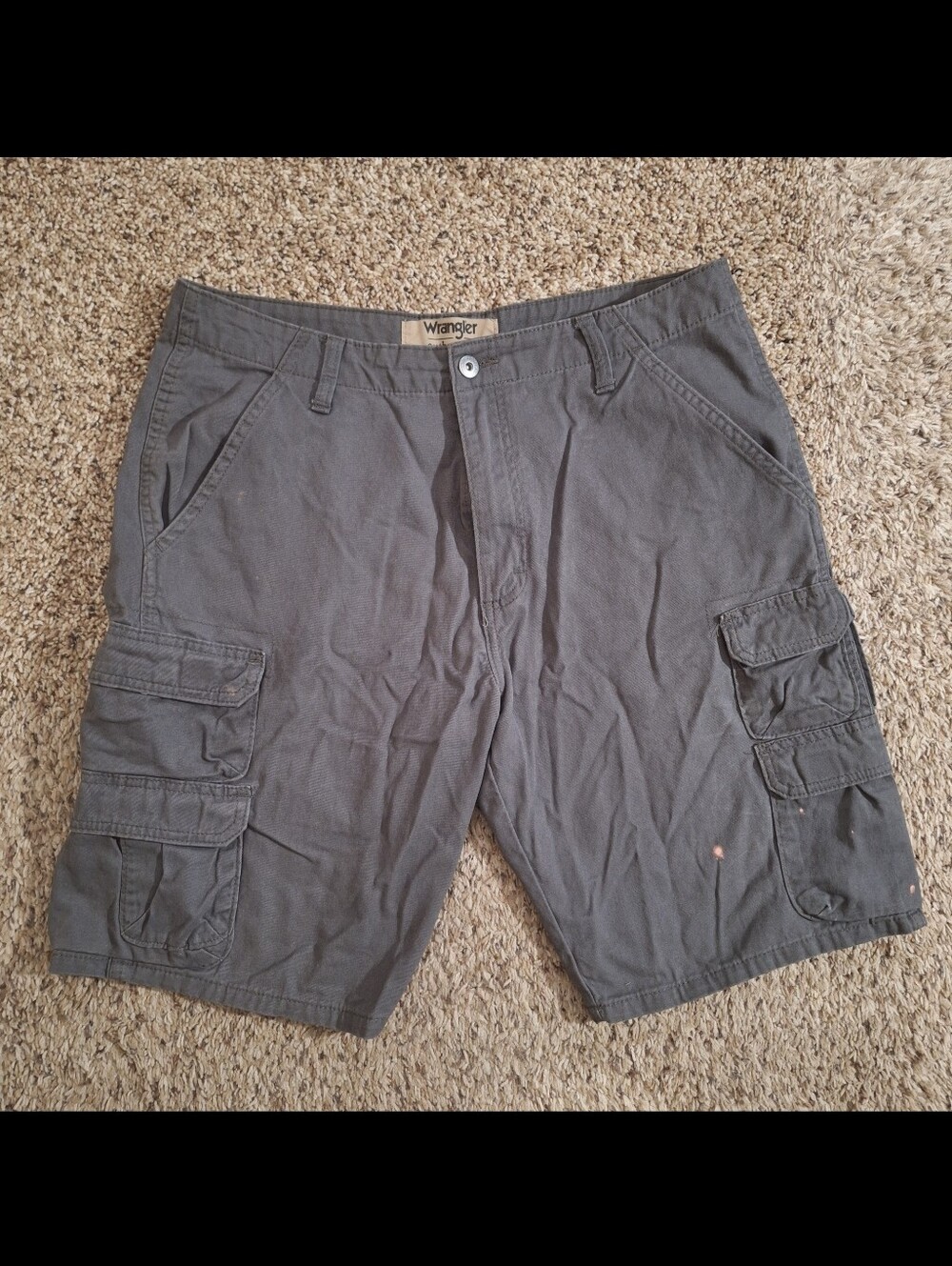 Wrangler Authentics Mens Grey Utility Cargo Shorts Size 33